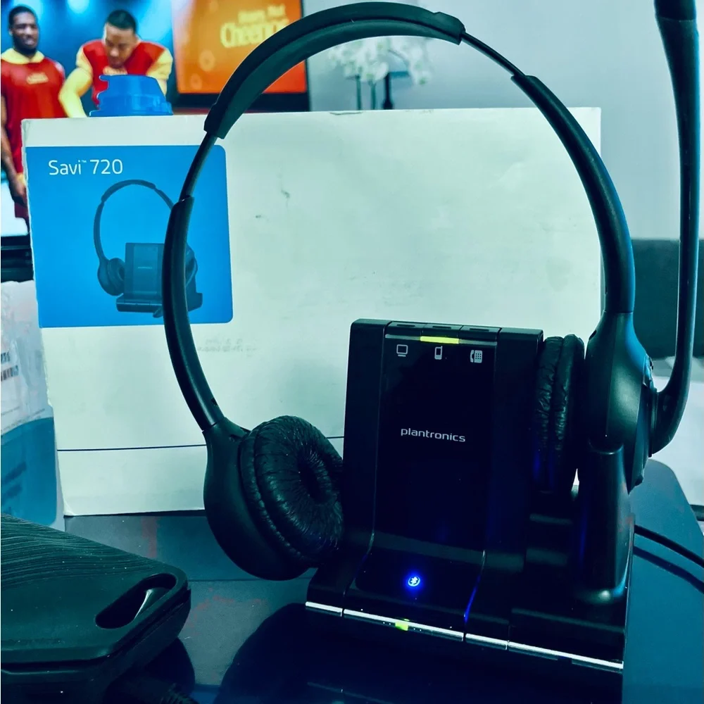 Plantronics Savi W720- Wireless Multi Device w/ Headset Tested & Working